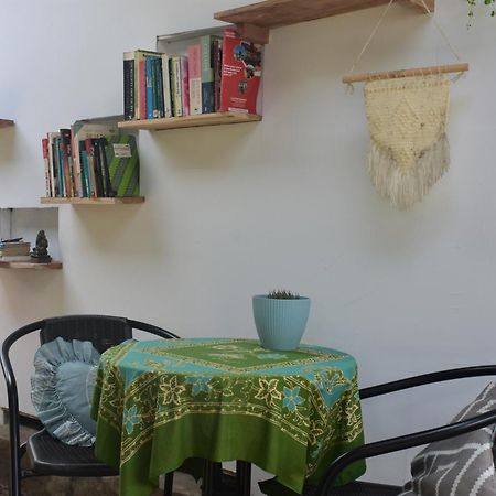 Mama'S Homestay Ruteng Ngoại thất bức ảnh