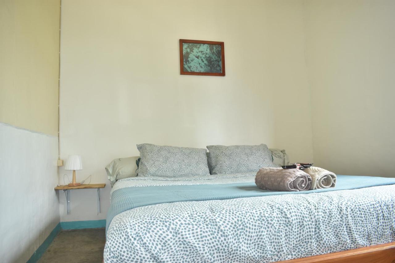 Mama'S Homestay Ruteng Ngoại thất bức ảnh