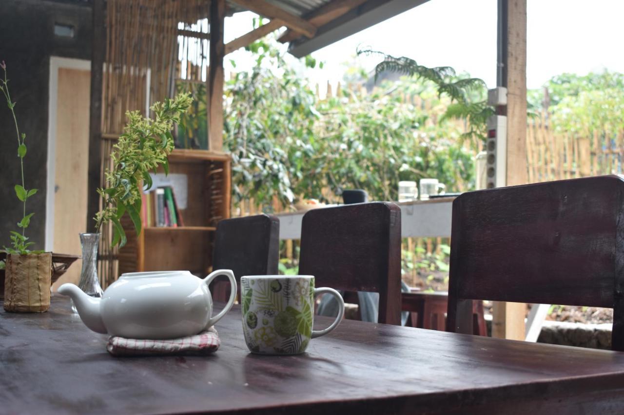 Mama'S Homestay Ruteng Ngoại thất bức ảnh