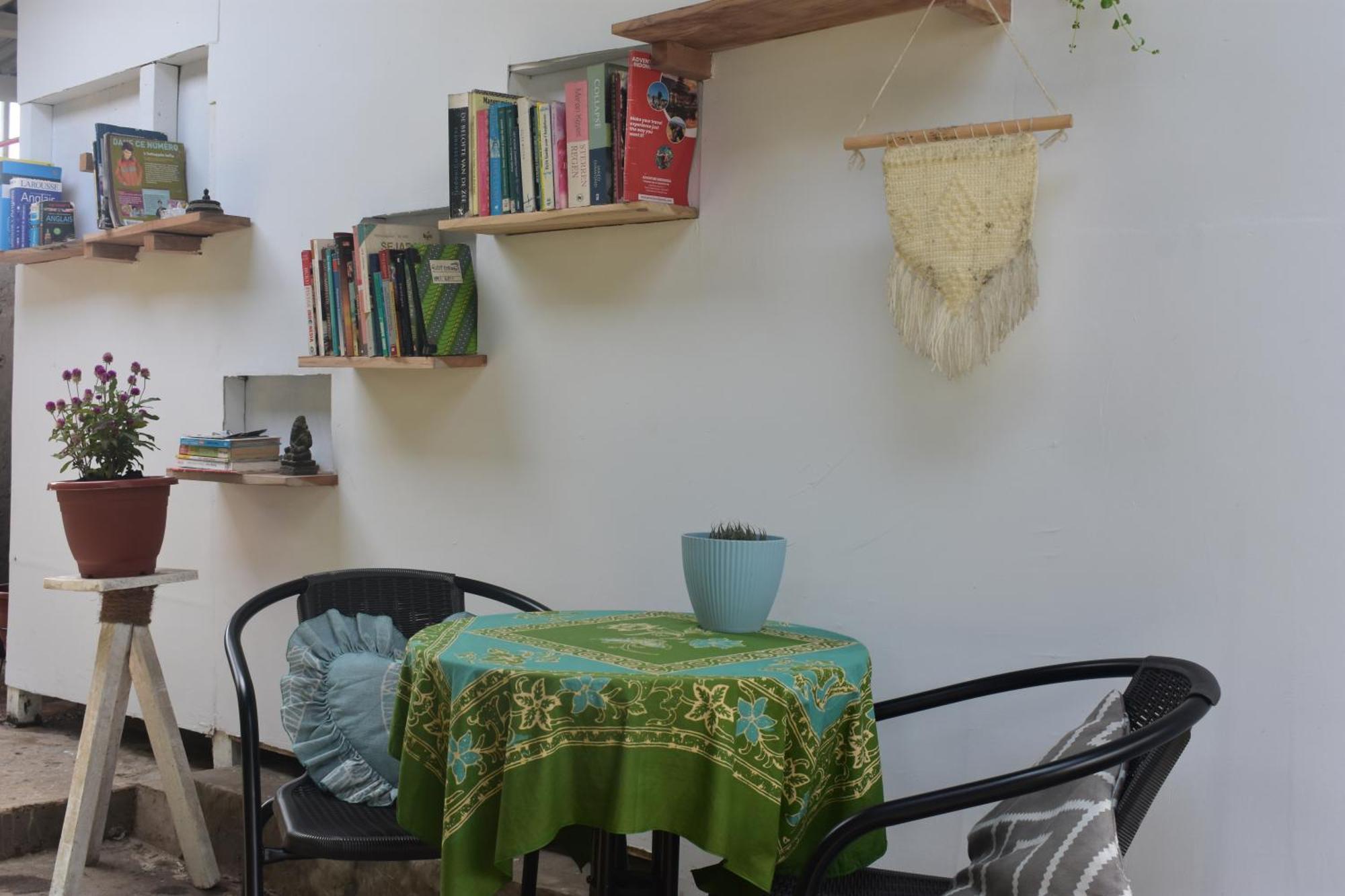 Mama'S Homestay Ruteng Ngoại thất bức ảnh