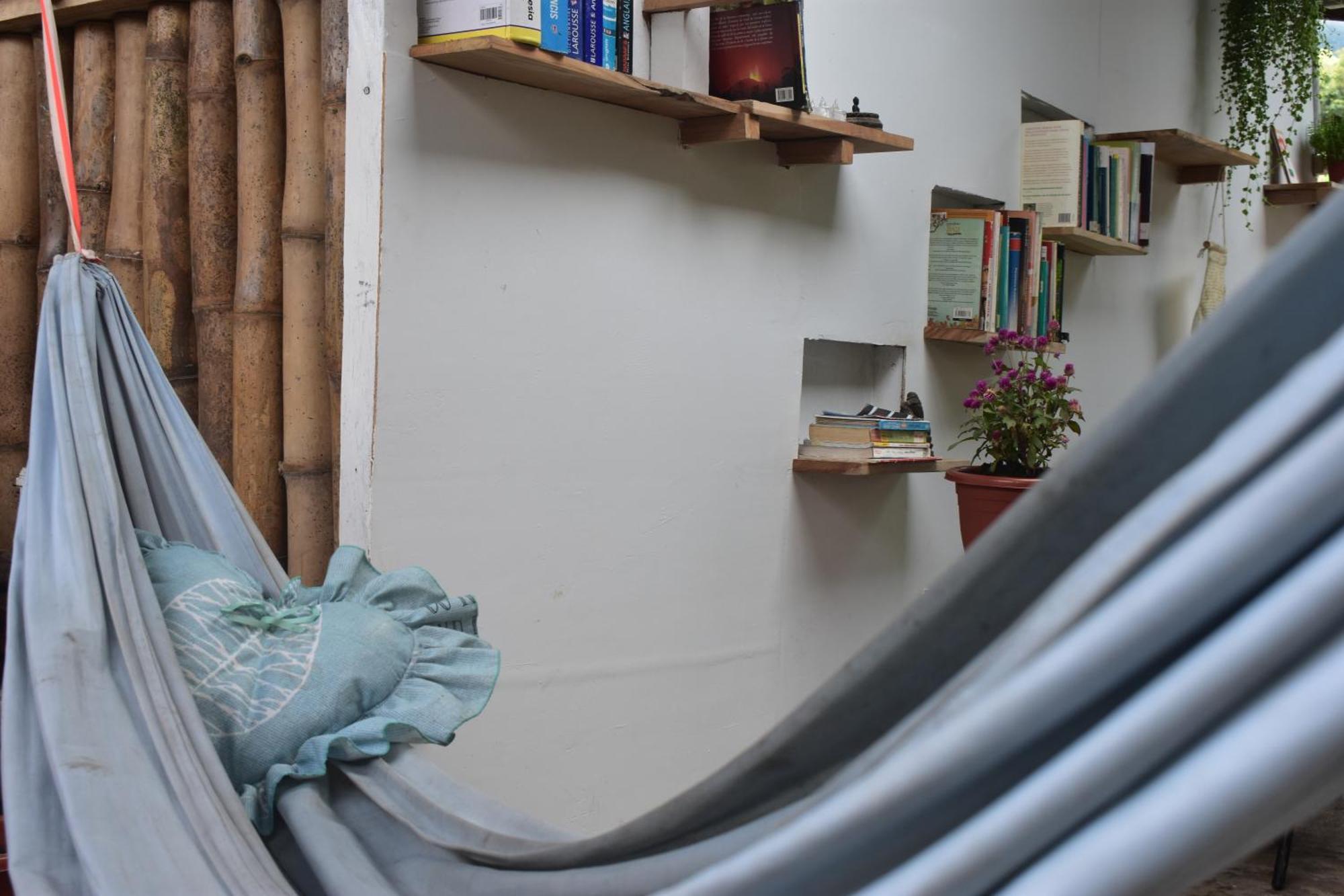 Mama'S Homestay Ruteng Ngoại thất bức ảnh